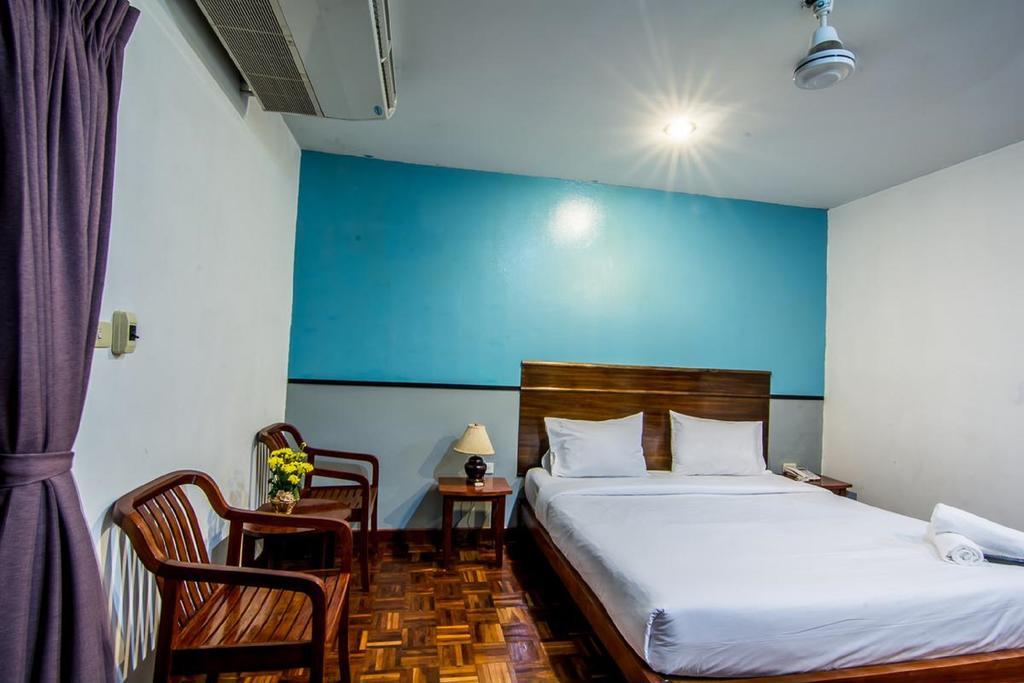 Sutus Court 4 Hotel Pattaya Luaran gambar