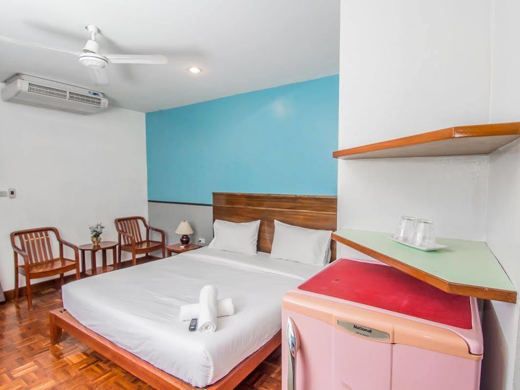Sutus Court 4 Hotel Pattaya Luaran gambar